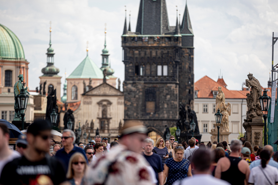 IPR Praha IPR Prague releases a new analysis of Airbnb. The number of